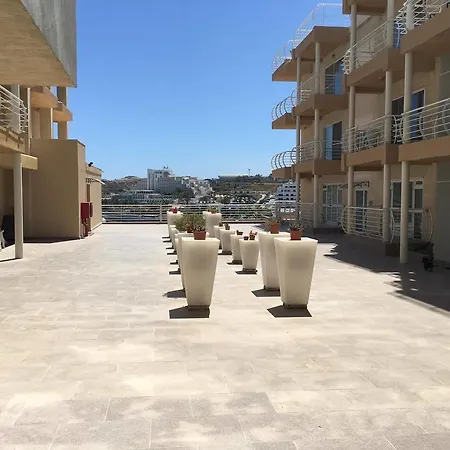 Med Malta Ocean Drive 公寓