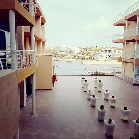 Med Malta Ocean Drive アパート *