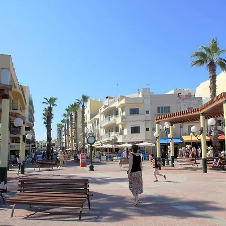 Med Malta Ocean Drive アパート